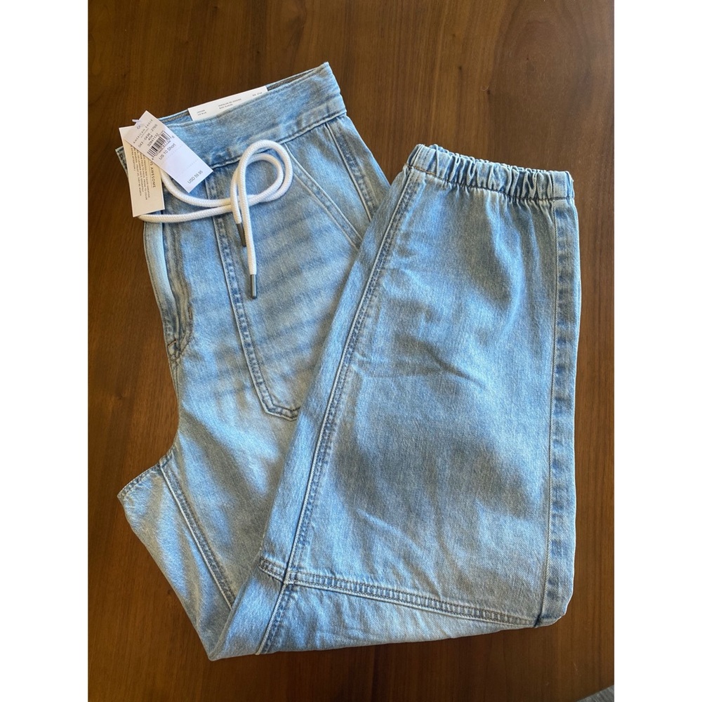 AE Super High-Waisted Denim Jogger